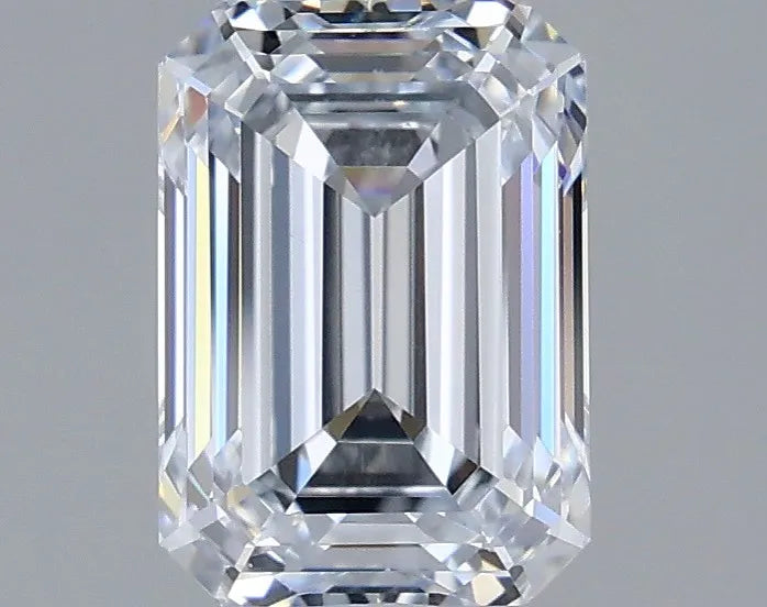 2.21ct Emerald Lab Grown Diamond (Colour G, Clarity VS1, IGI Certified)